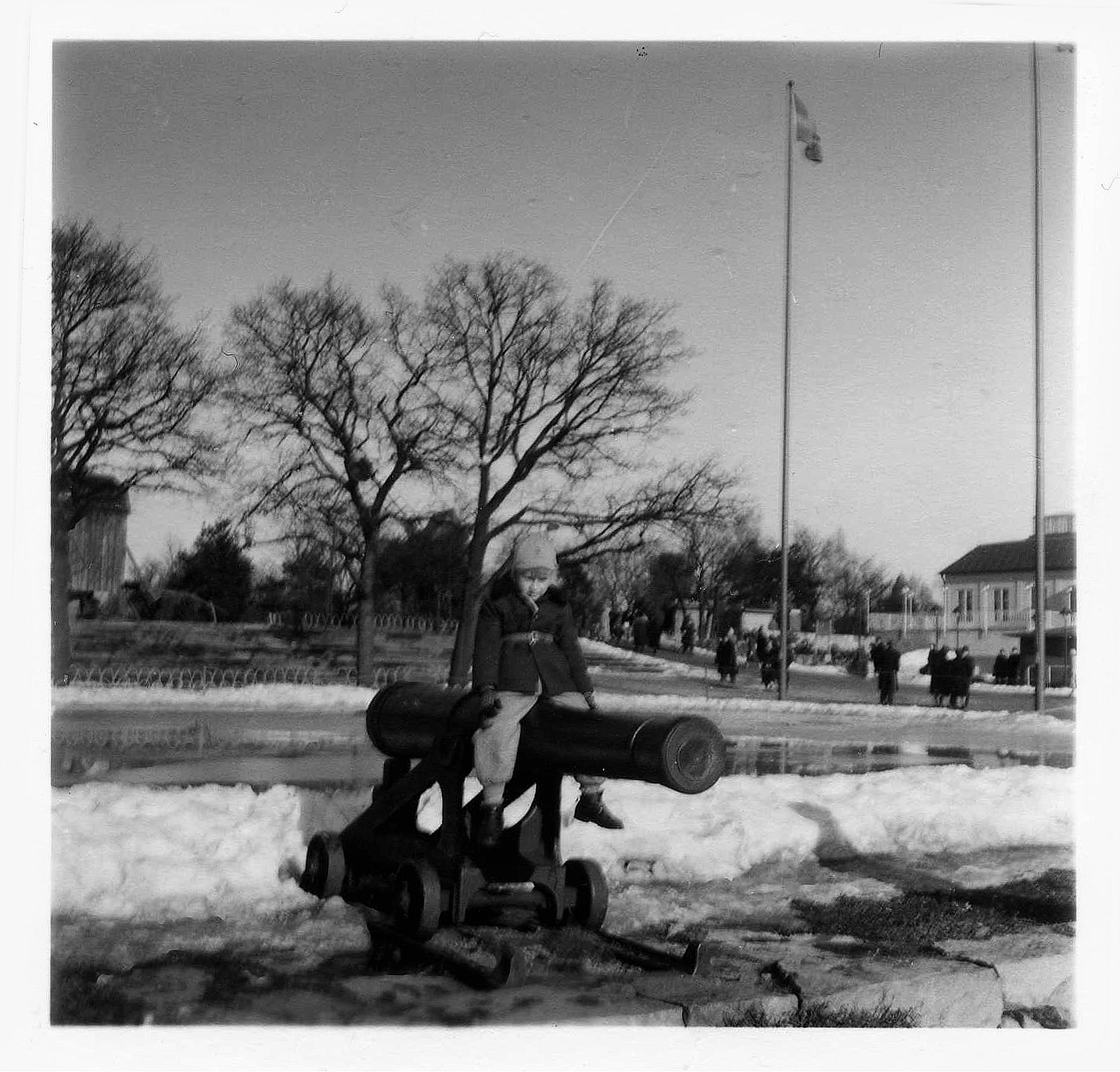 Min bror Lasse på Skansen 1953