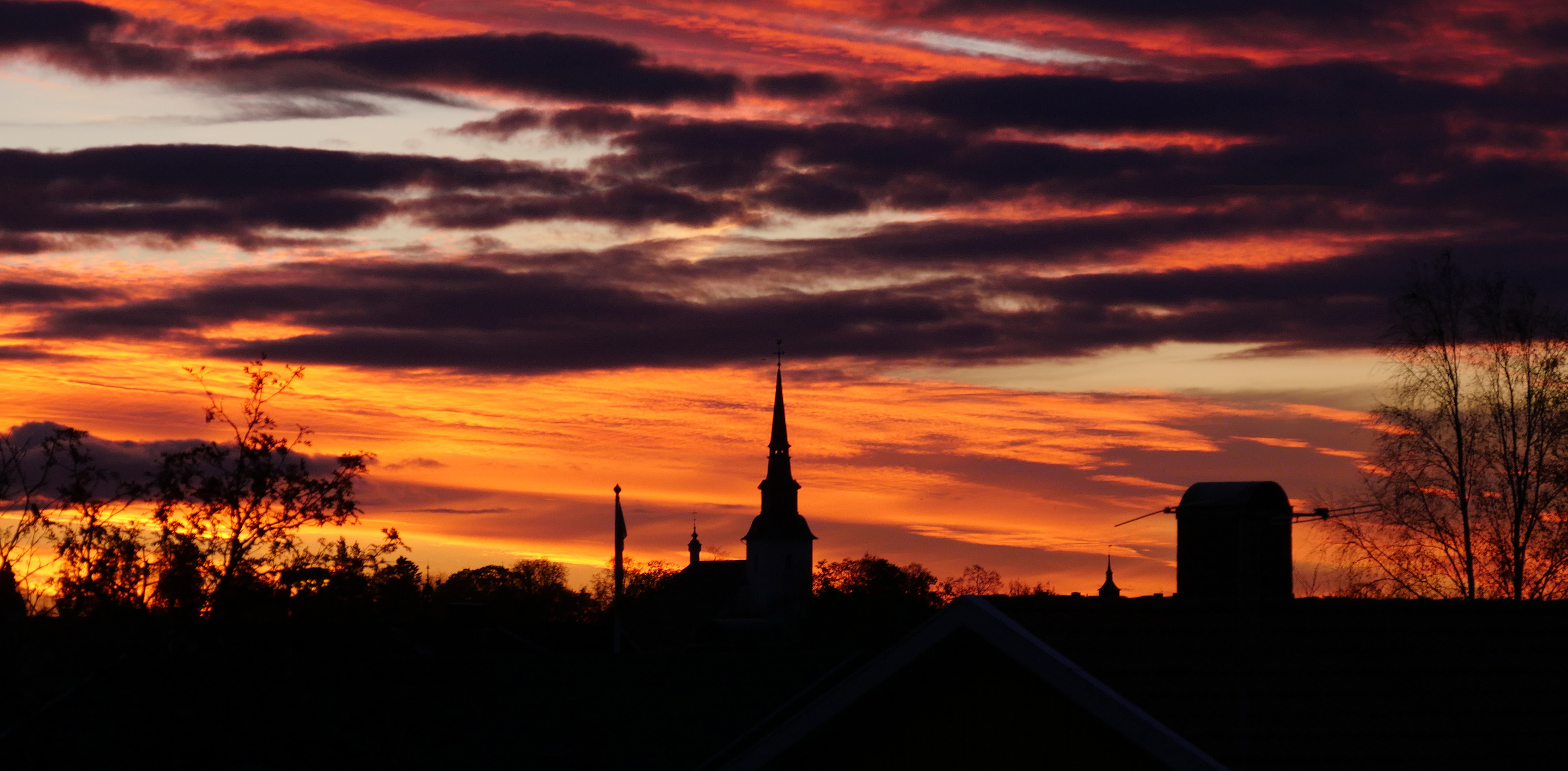 P1020687 Oktobermorgon 2016 från min altan